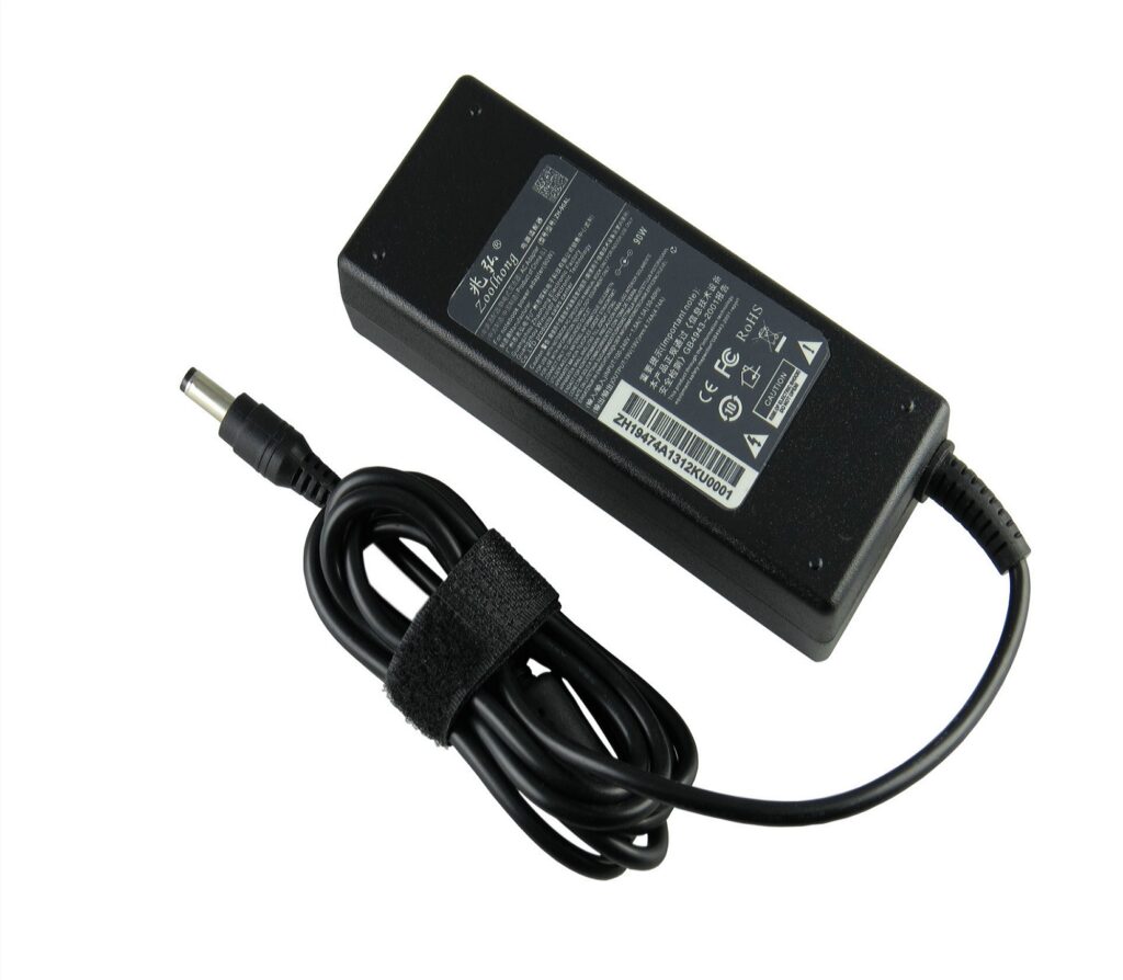 CHARGEURS Grade B HP 4.74 A 19V